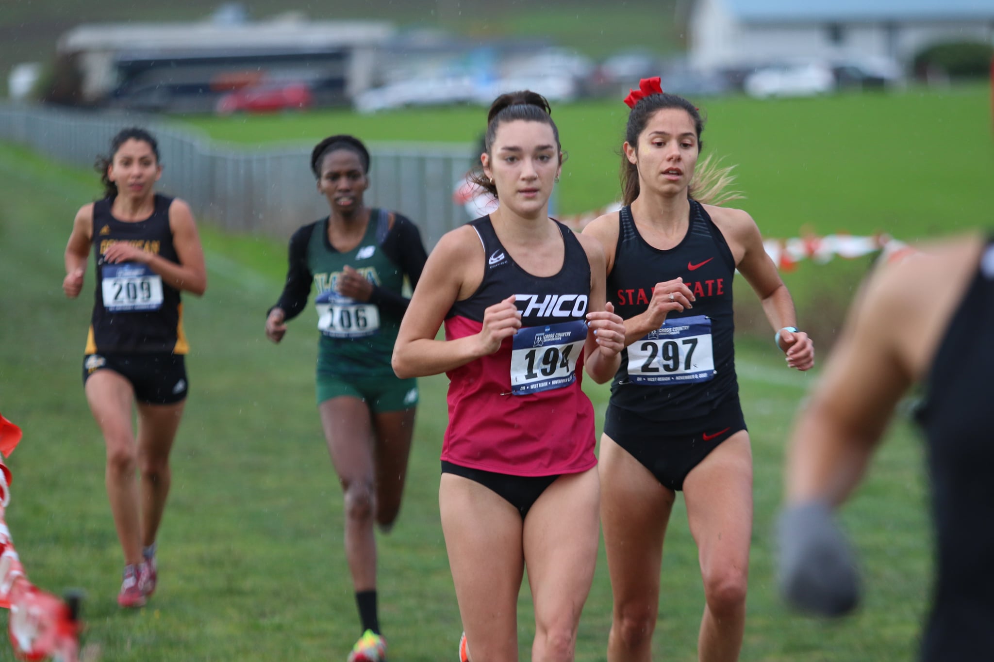 We've raced 5 times this year and had a different team leader each week. This week's it was Junior Marissa D'Atri who rocked a 9th place finish in her first west regional for the 'Cats.