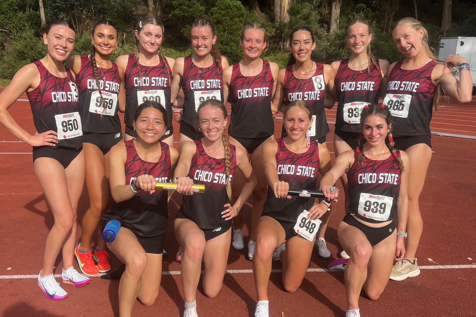 The women's DMR teams took 1st, 2nd and 6th out of the 13 teams that finished the event. Since we don't get to contest the distance relay often, we always try to field competitive teams.