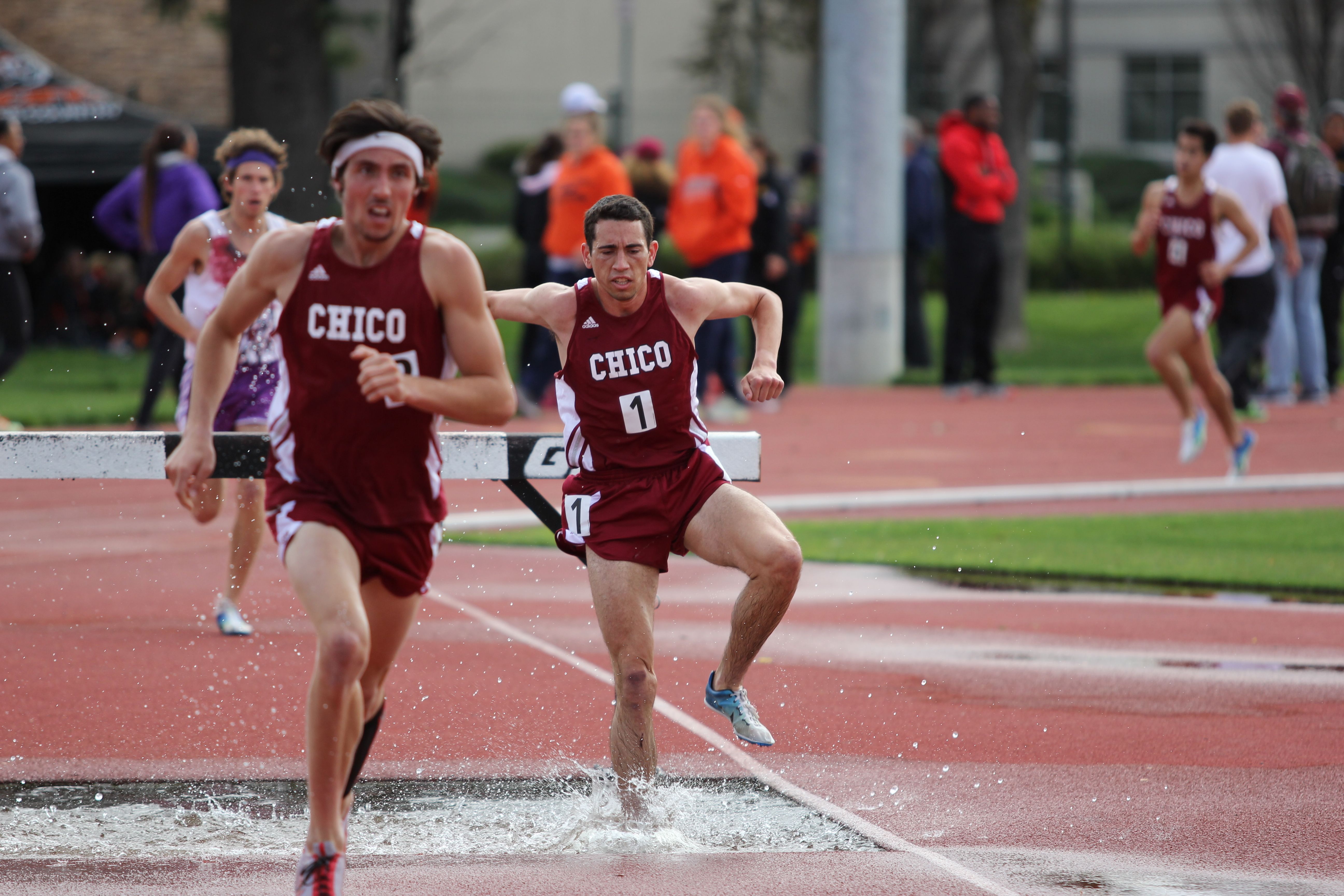 Ryan Rampoldi leads the steeple at mid race with Barron Maizland and Omar Pulido trailing.