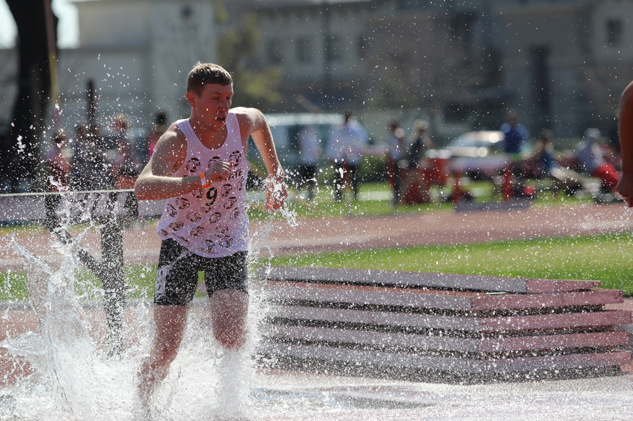 True Frosh Zach Price enjoying some fun in the water during his first steeple adventure (just missing out on dipping below 10 minutes).