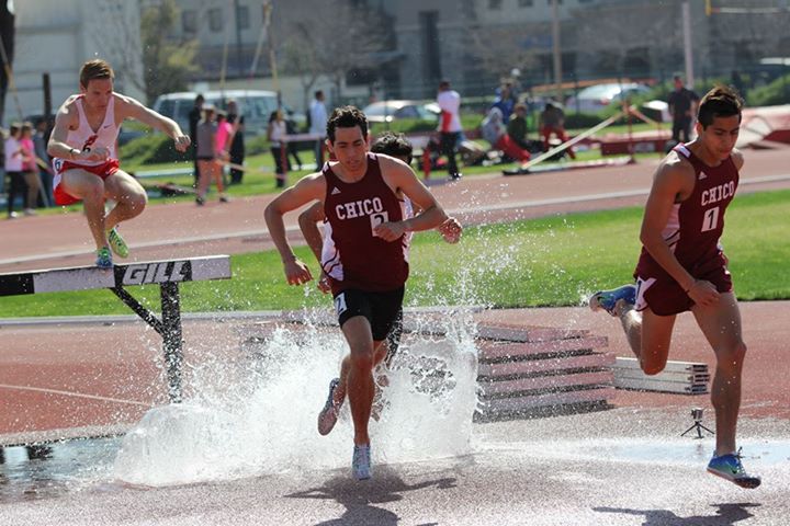 Seniors Barron Maizland (L) and Omar Pulido en route to 9:15/9:34 seasonal debut's in the steeple.