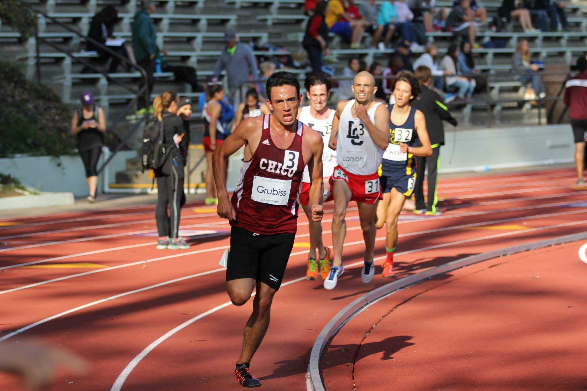 How deep has the SF Distance Carnival become? Well Nick Grubiss recorded a 14:27.43 NCAA provisional mark for the 5k, while placing 4th in the 3rd heat of the day! Watch out for Grubiss who is rounding into form nicely after some physical setbacks earlier in the season.