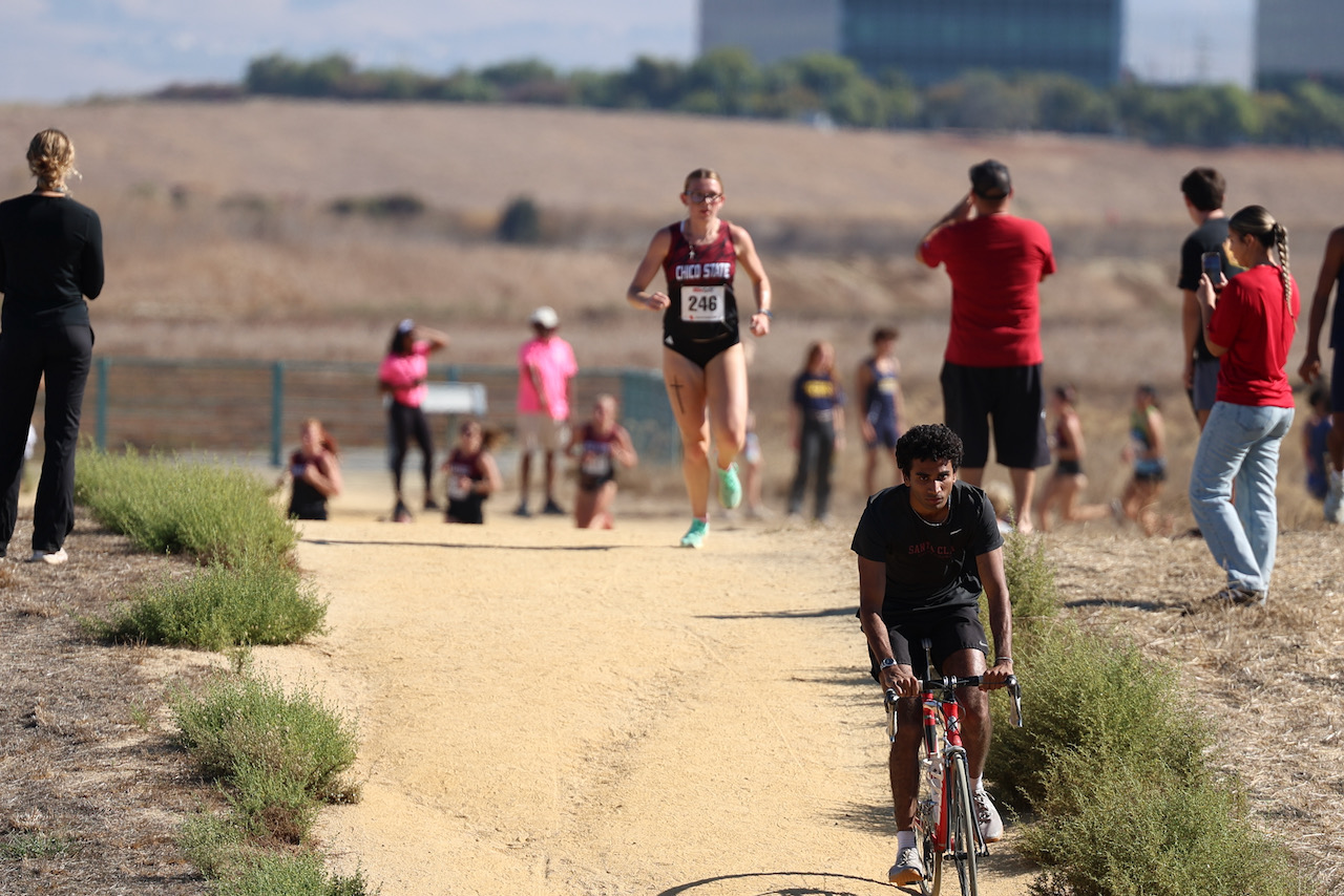 Mattie Whipple raced with determination and confidence, nearly winning the women's open race. She's shown here leading the pack through the rolling hill portion of the course.